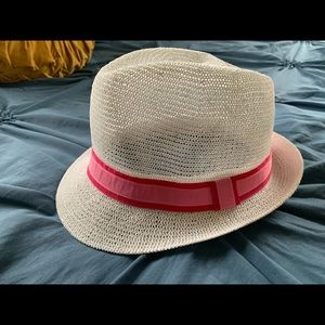 NWOT Women’s fedora, white with pink band, never worn